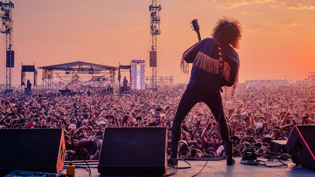 WOLFMOTHER Announce European Tour, Release New Single “Stay A Little Longer”; Music Video