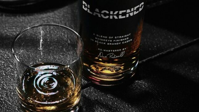 METALLICA – Blackened American Whiskey Now Available For Pre-Order In The UK And Europe