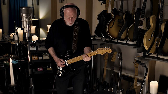 david-gilmour-releases-new-luck-and-strange-“making-of”-video:-guitar-moments