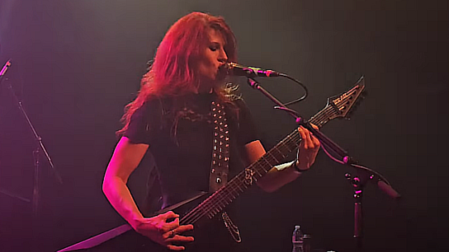 kittie-–-fan-filmed-video-of-entire-dallas-show-streaming