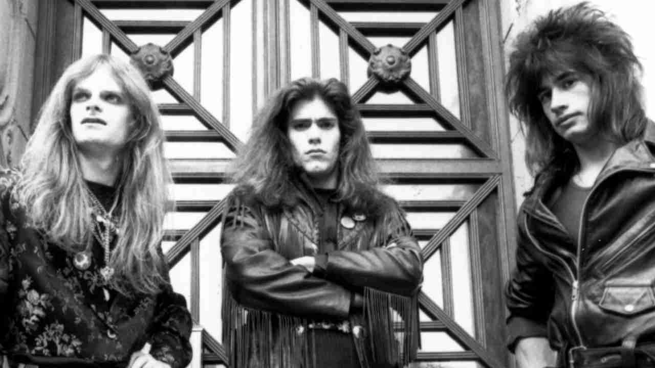 “i-will-never-forget-the-looks-of-horror-from-the-label.-they-saw-it-as-commercial-suicide-–-which-i-suppose-it-was”:-the-turbulent-story-of-celtic-frost’s-avant-garde-thrash-masterpiece-into-the-pandemonium