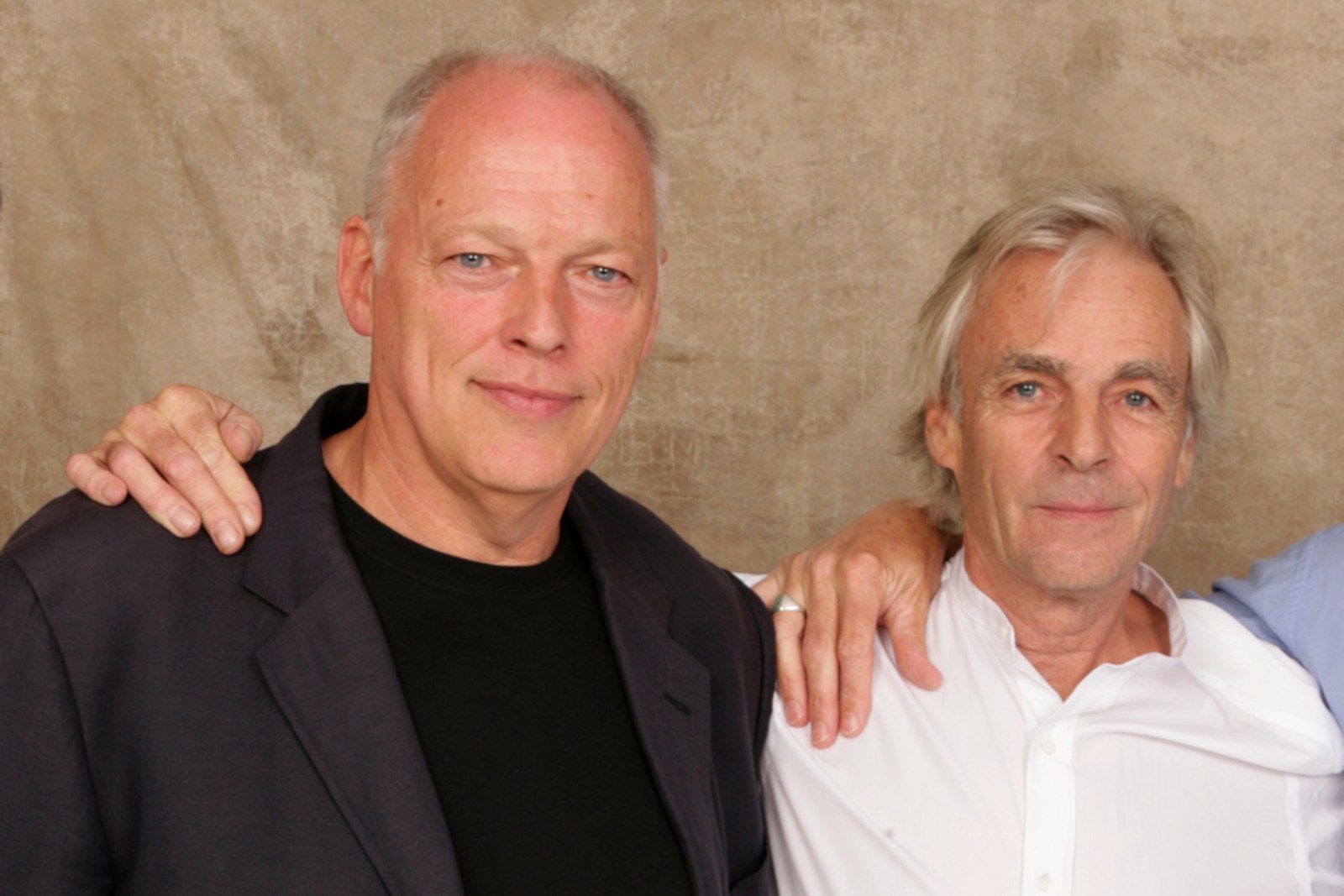 how-late-pink-floyd-member-ended-up-on-david-gilmour’s-new-album