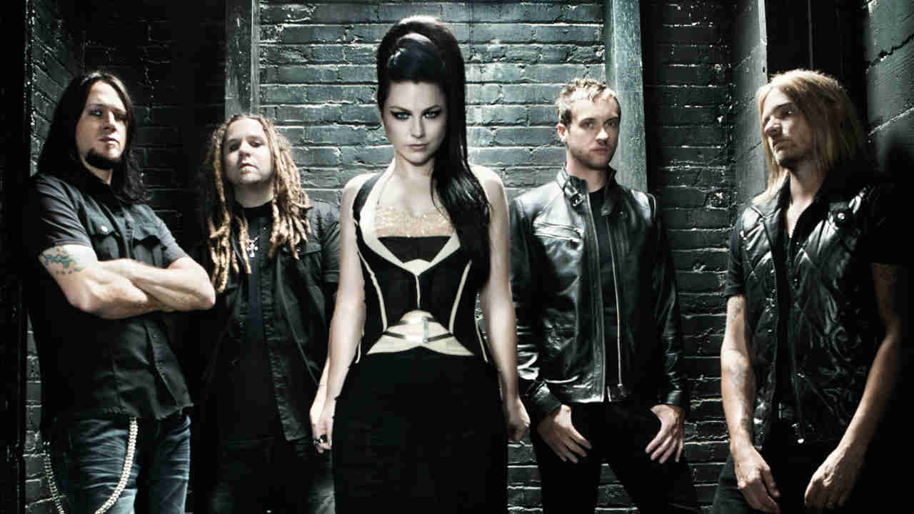 “it-took-a-minute-to-come-around-to-the-idea-that-i-wanted-to-be-in-evanescence-again.-i’ve-been-defined-by-it-but-it’s-not-the-whole-picture”:-how-amy-lee-reconnected-with-herself-on-evanescence’s-self-titled-third-album