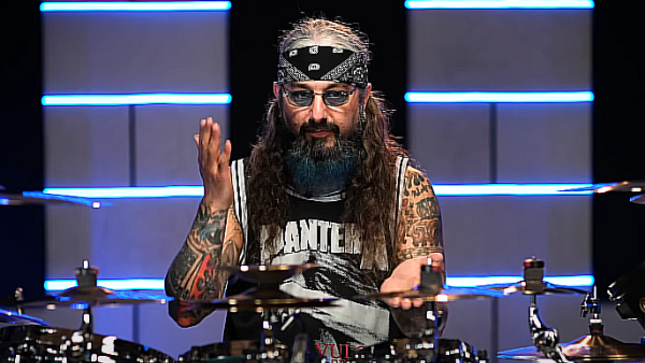 DREAM THEATER Drummer MIKE PORTNOY Breaks Down AVENGED SEVENFOLD’s “Nightmare”In New Playthrough Video