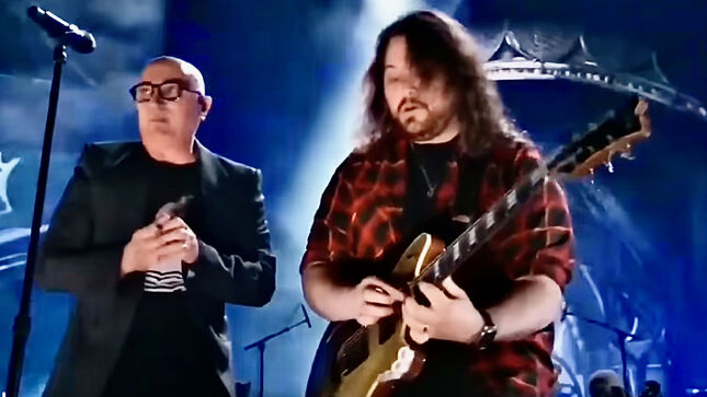 wolfgang-van-halen-on-paying-tribute-to-ozzy-osbourne-at-rock-and-roll-hall-of-fame-ceremony-–-“i-was-certainly-incredibly-nervous,-but-everybody-made-it-really-easy”;-audio