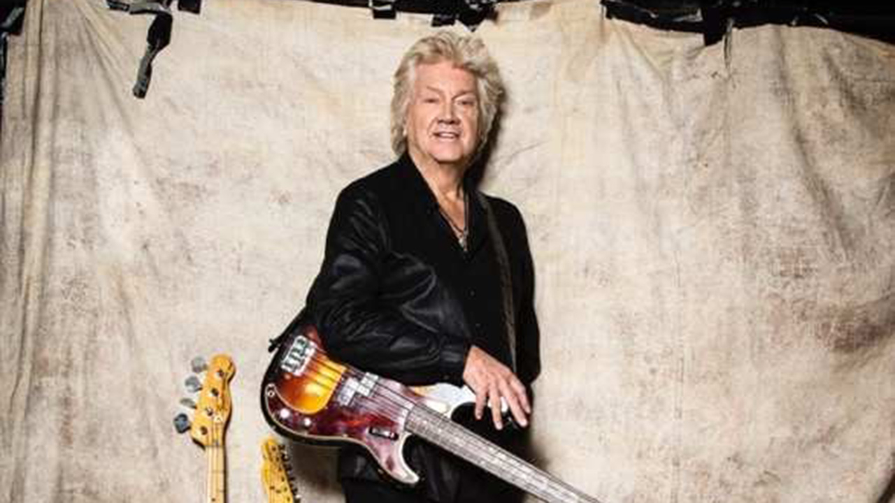 john-lodge-brings-his-days-of-future-passed-–-bringing-it-home-show-to-the-uk-for-the-very-first-time