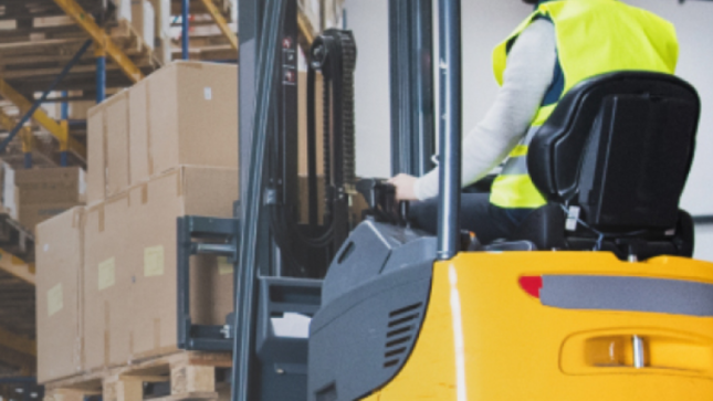 the-benefits-of-forklift-operator-certification-for-logistics-professionals