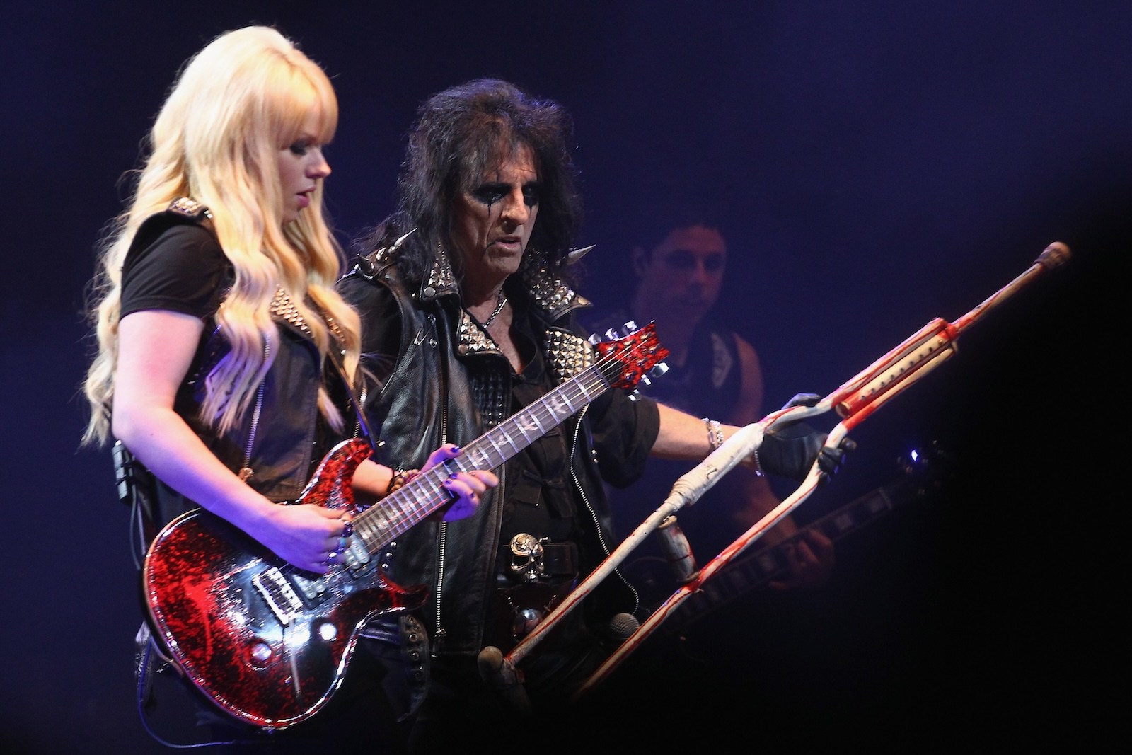 orianthi-filling-in-for-nita-strauss-on-alice-cooper-2025-tour