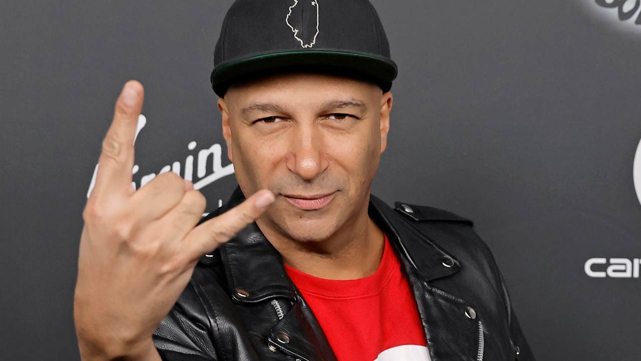 the-time-tom-morello-apologised-for-rage-against-the-machine-accidentally-creating-the-“misogynistic”,-“anti-woman”-and-“fratty”-nu-metal-genre