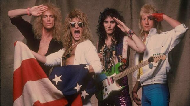 steve-vai-looks-back-on-cancelled-november-2015-eat-‘em-and-smile-band-reunion-set-–-“surprisingly,-david-lee-roth-was-very-into-it”