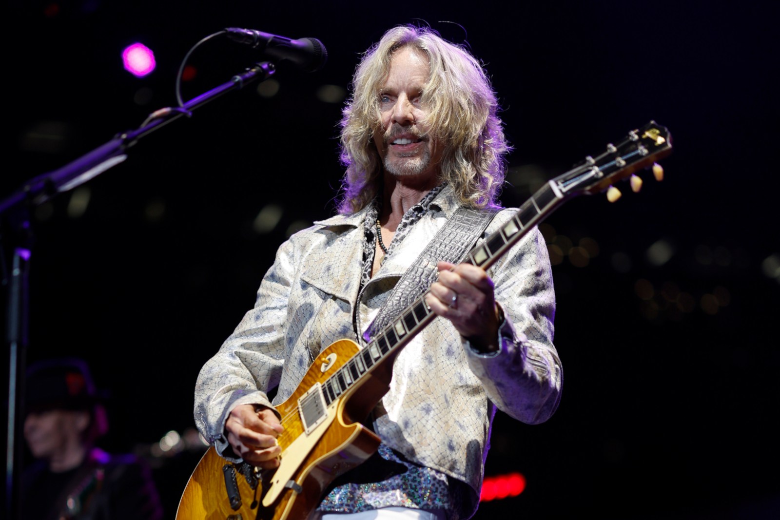 tommy-shaw-confirms-a-new-styx-album-is-on-the-way