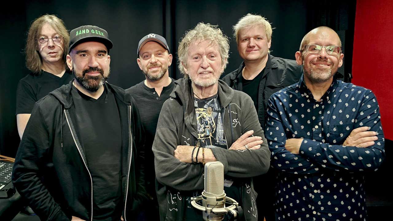 jon-anderson-and-the-band-geeks-announce-live-album-of-classic-era-yes-songs