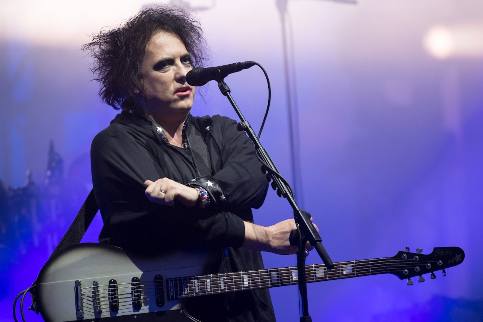 Robert Smith’s Spinal Tap Moment at First Cure Show