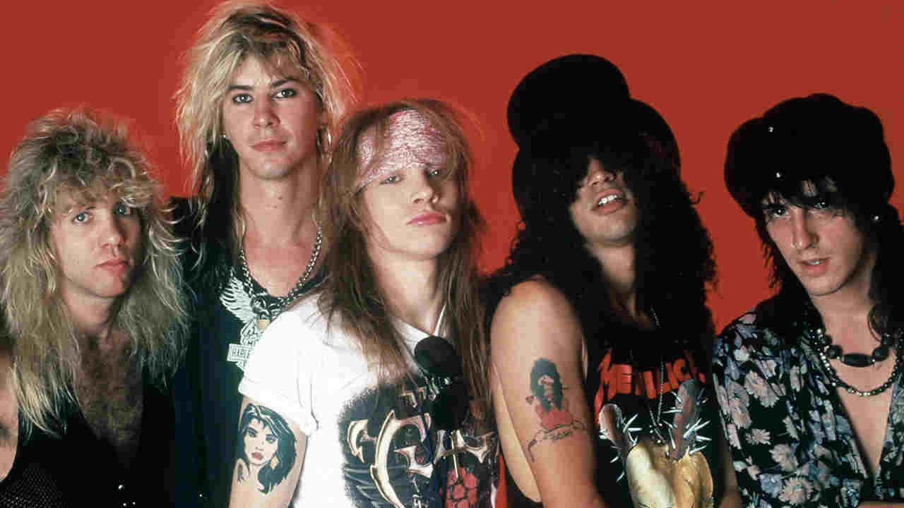 “thank-god-we-had-strippers!-they-make-great-money”:-former-guns-n’-roses-drummer-steven-adler-on-the-chaos-and-carnage-of-making-appetite-for-destruction