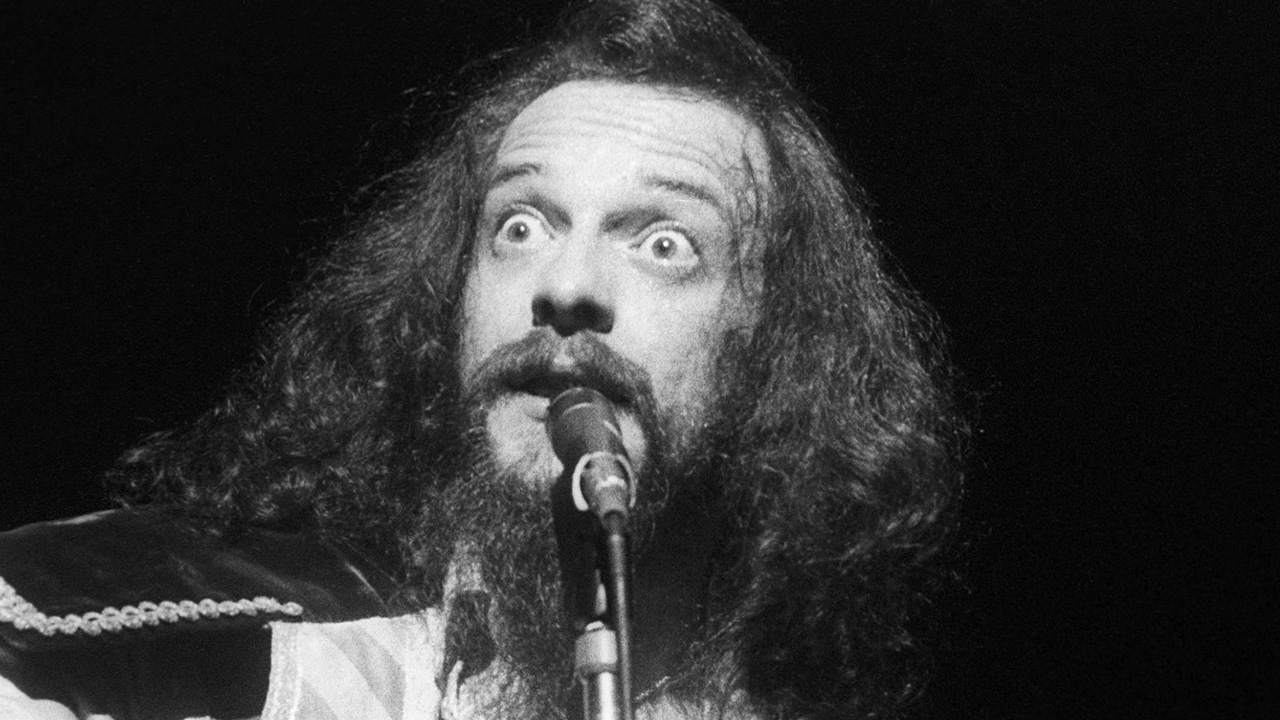 “ian’s-flute-solo-got-stretched-out…-martin-barre-and-i-would-sit-and-play-cards-on-stage,-with-a-pot-of-tea.-he-had-no-clue-what-was-happening”:-former-jethro-tull-members-share-their-favourite-moments