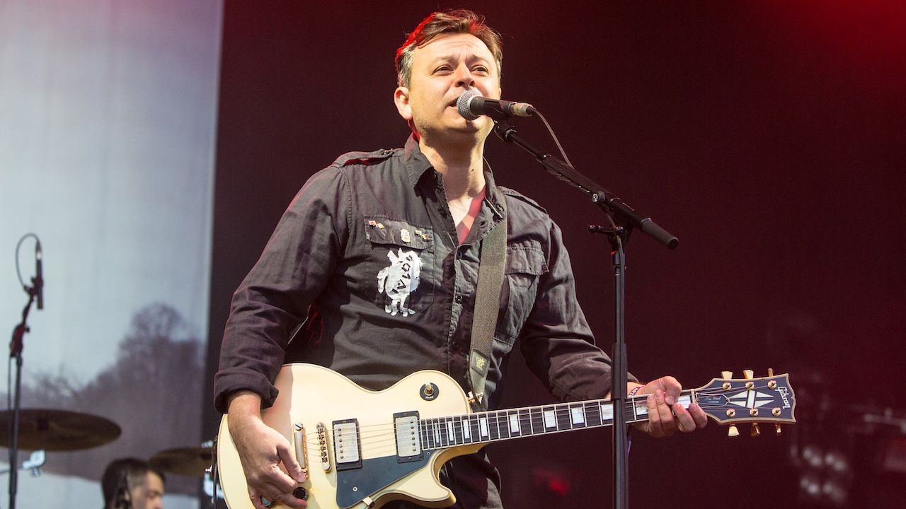 “it-was-me-being-a-complete-and-utter-dunderhead”:-manic-street-preachers’-james-dean-bradfield-on-the-guitar-solo-where-he-went-full-method