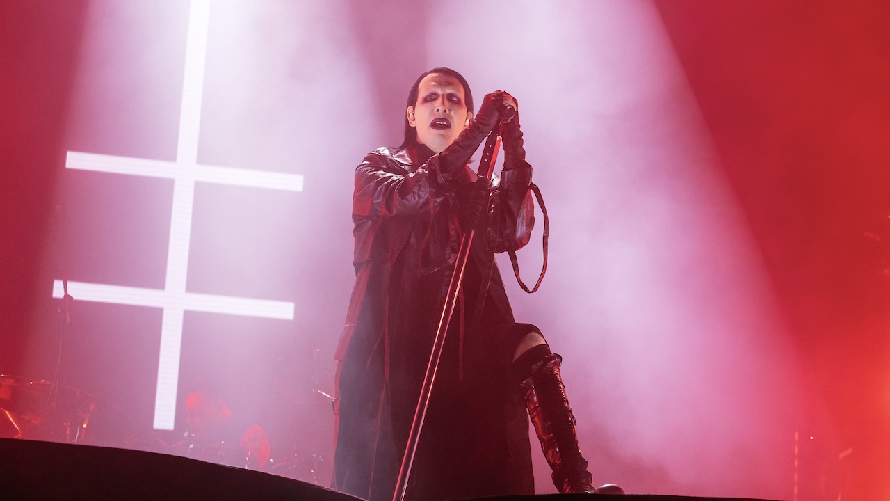 marilyn-manson:-unmasked,-a-three-part-documentary-telling-“the-shocking-story-of-one-of-rock-music’s-most-polarising-figures”-to-air-on-britain’s-channel-4-this-month