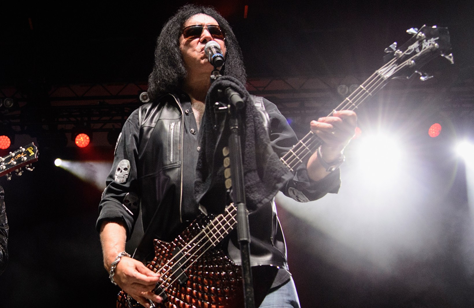 gene-simmons-adds-more-solo-band-tour-dates