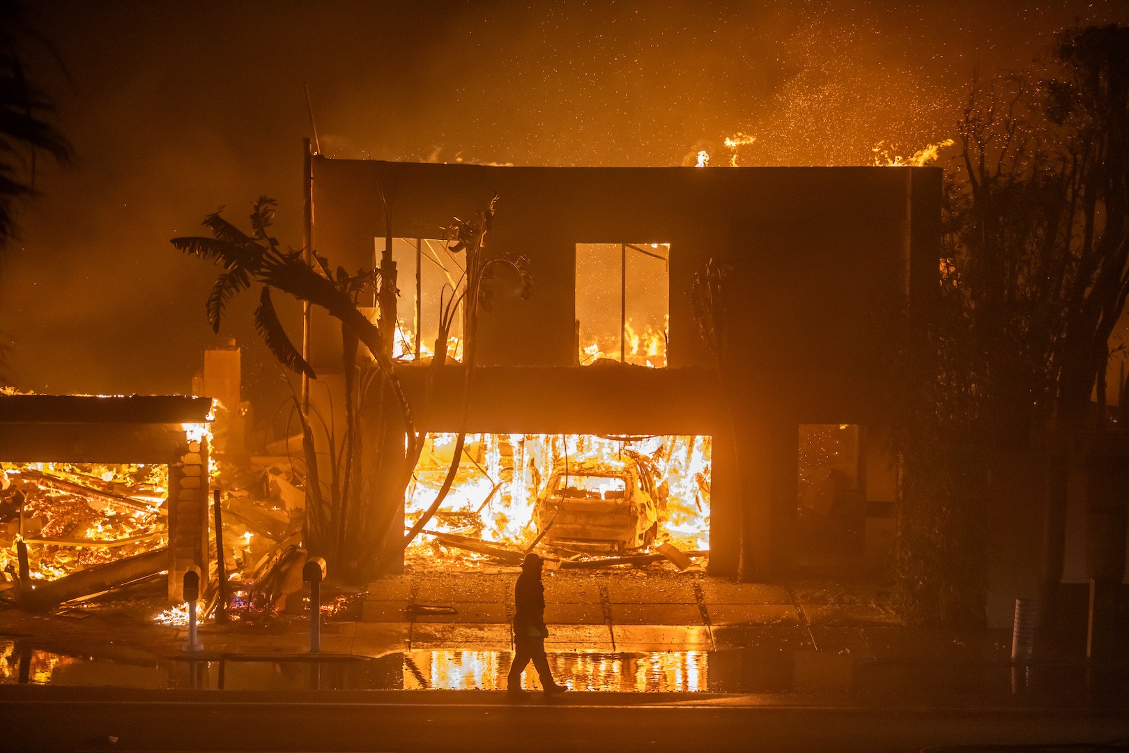 california-fires:-rockers-share-photos-and-safety-updates