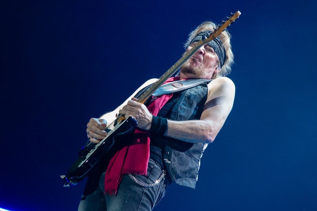 Iron Maiden’s Adrian Smith Loses Home in Los Angeles Wildfires