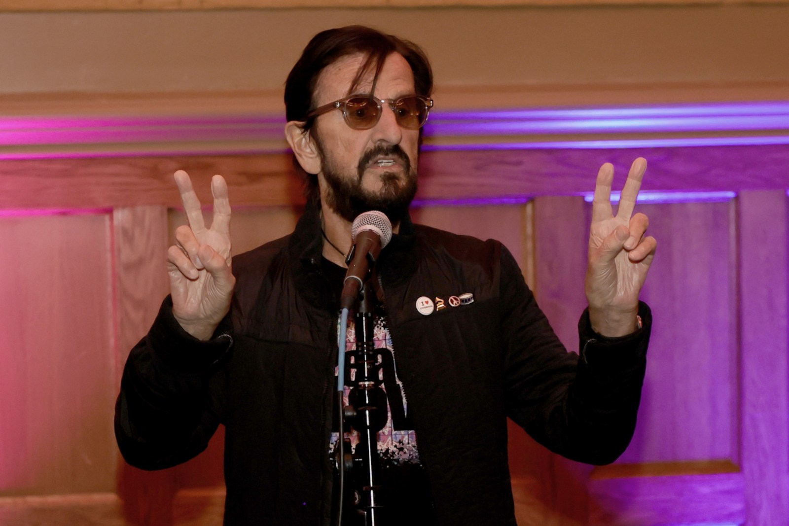 Ringo Starr Enlists Jack White, Sheryl Crow for Wildfire Benefit