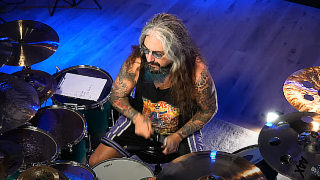 DREAM THEATER Drummer MIKE PORTNOY Hears TAYLOR SWIFT For The First Time Without Drum Tracks; Teaches Himself To Play “Shake It Off” (Video)