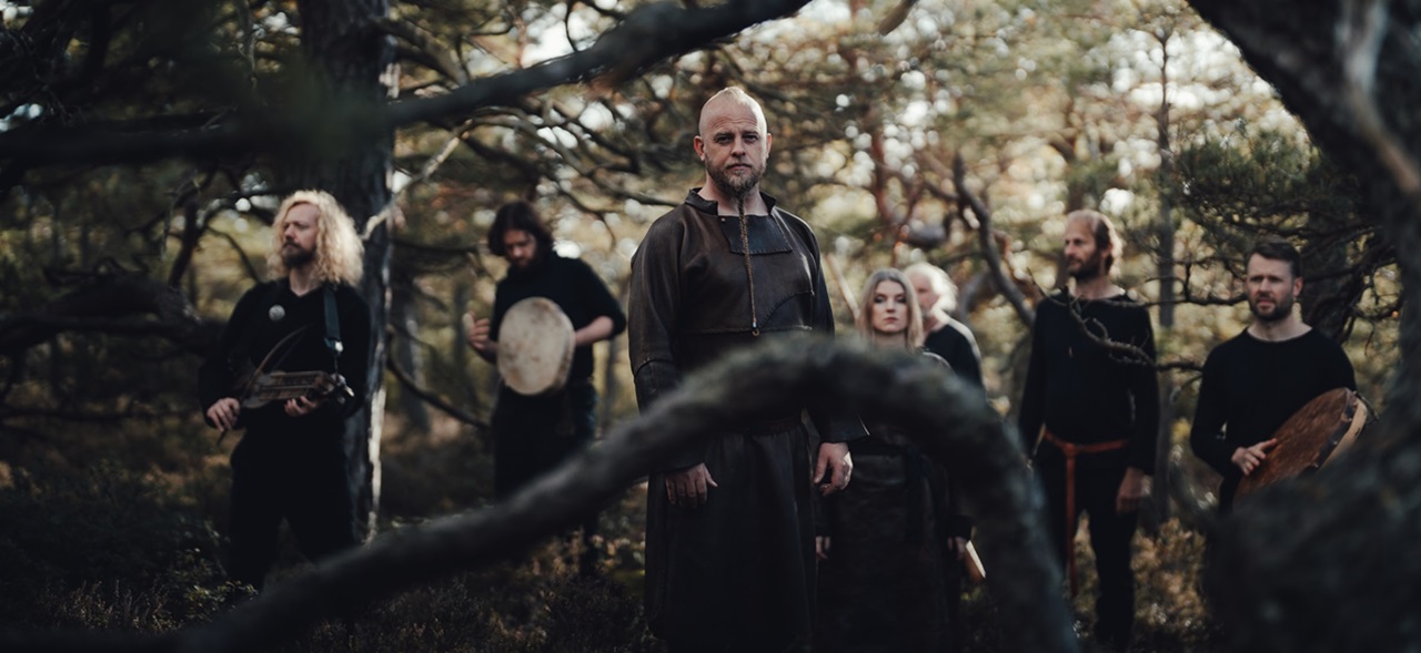 “wardruna-remain-a-genuine-force-of-nature.”-heilung-might’ve-played-glastonbury,-but-birna-shows-wardruna-are-still-the-grand-daddies-of-nordic-folk