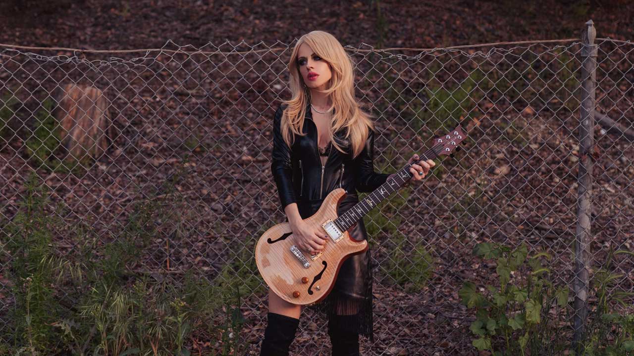 injured-orianthi-drops-out-of-alice-cooper-tour-at-last-minute-–-replacement-already-announced