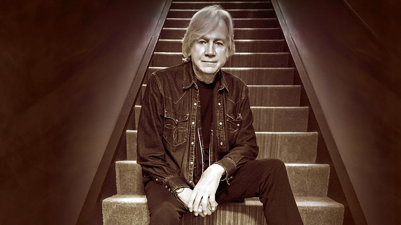 moody-blues-singer-justin-hayward-announces-forever-autumn-tour-for-october