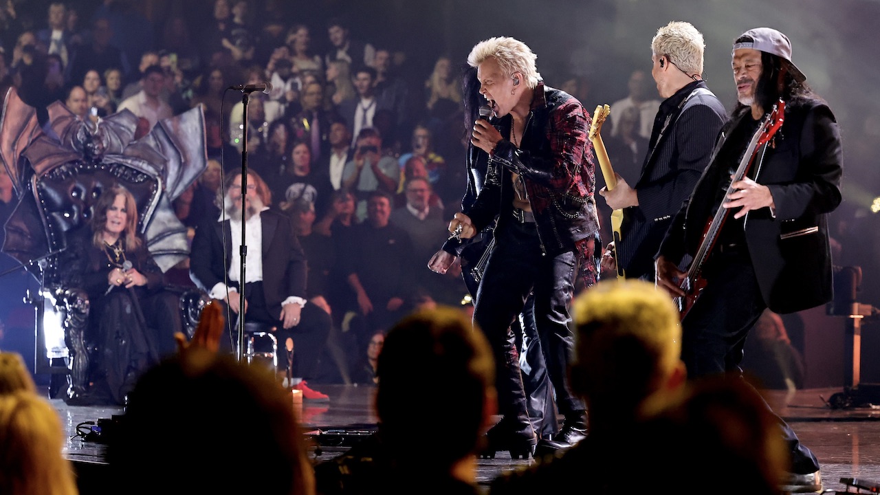 “ozzy-called-me-a-rock-and-roll-icon,-and-i-was-like,-whoa!”-having-helped-honour-ozzy-osbourne-at-last-year’s-rock-and-roll-hall-of-fame-ceremony,-billy-idol-admits-he’s-“knocked-out”-to-be-among-the-nominees-for-induction-this-year