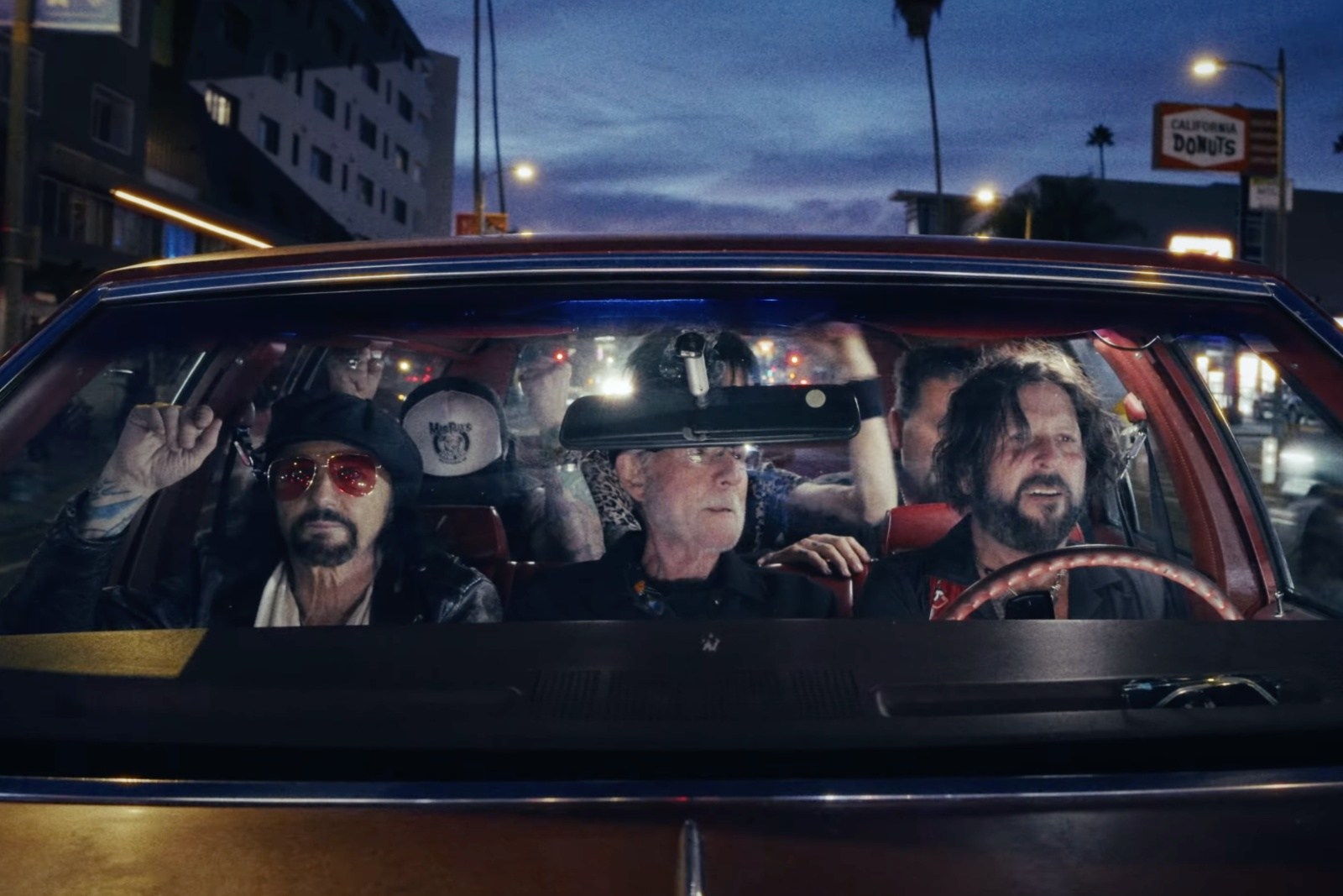 hear-la.-guns’-funky-new-single-‘lucky-motherf—er’