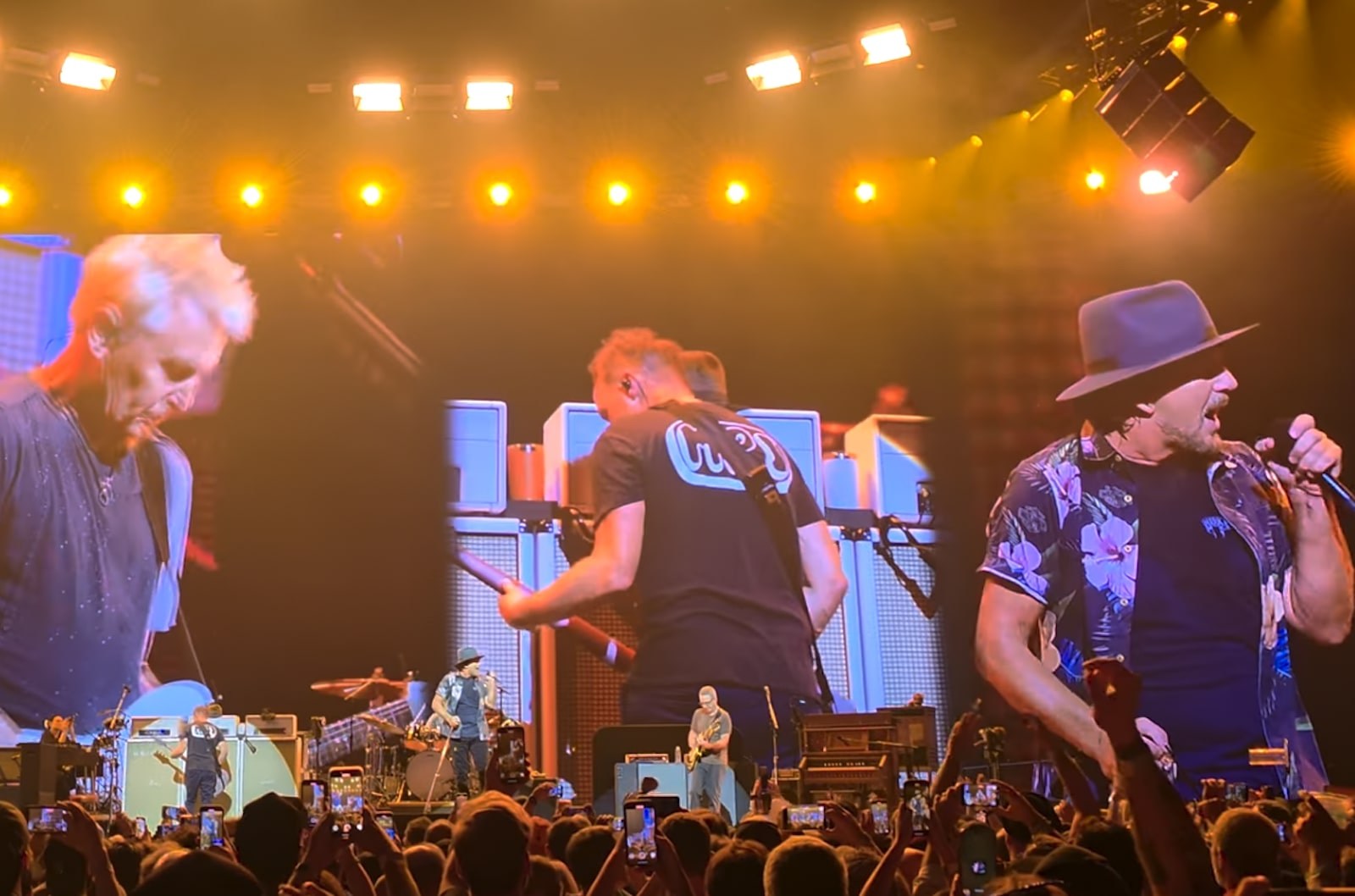 pearl-jam-launches-2025-tour:-set-list,-video