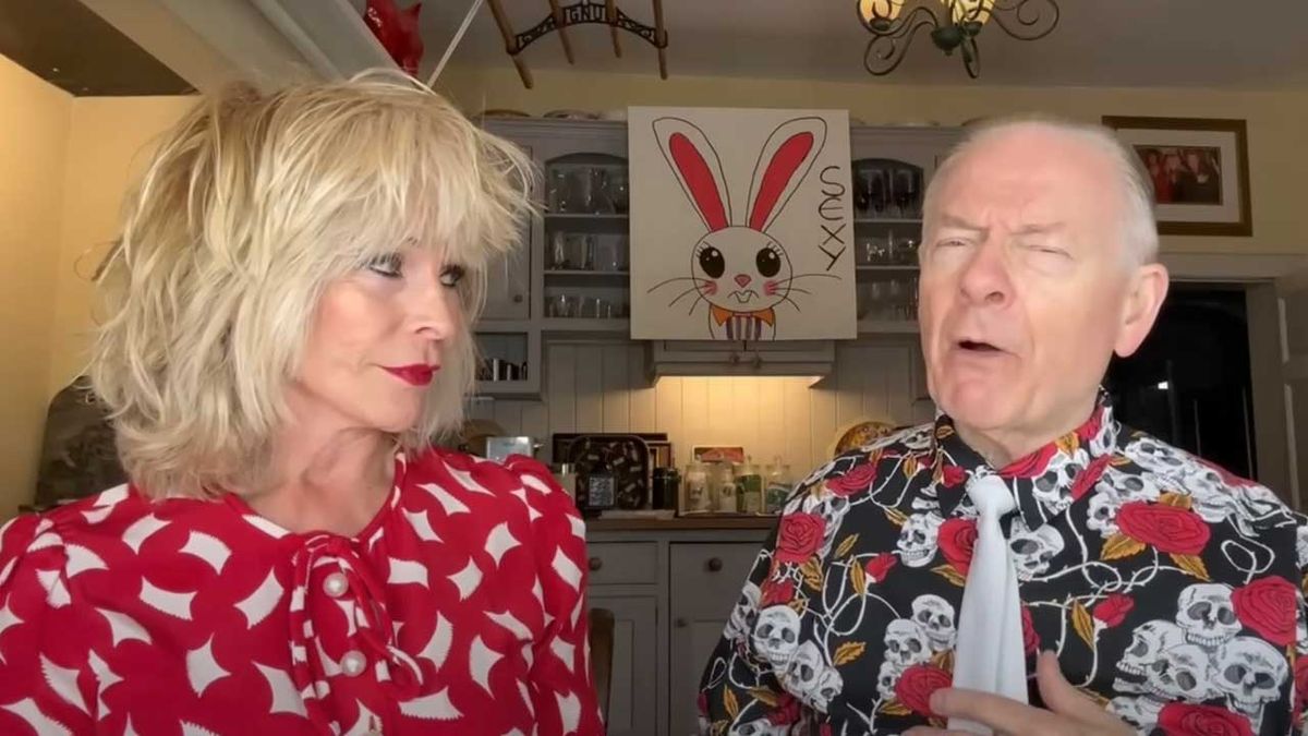 robert-fripp-and-toyah-willcox-reveal-fripp-is-recovering-from-a-recent-heart-attack