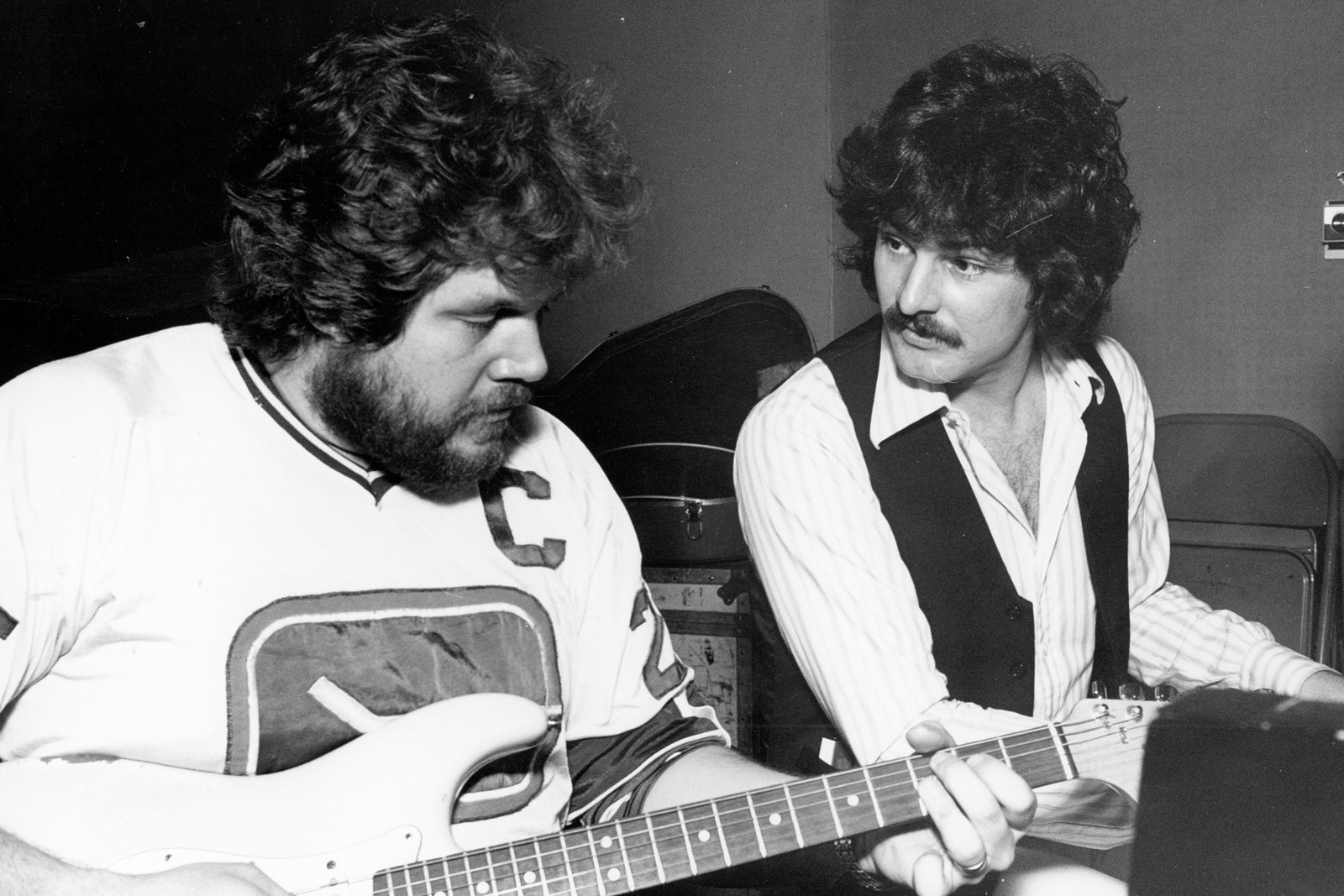 newly-reunited-guess-who-announce-first-show-in-23-years